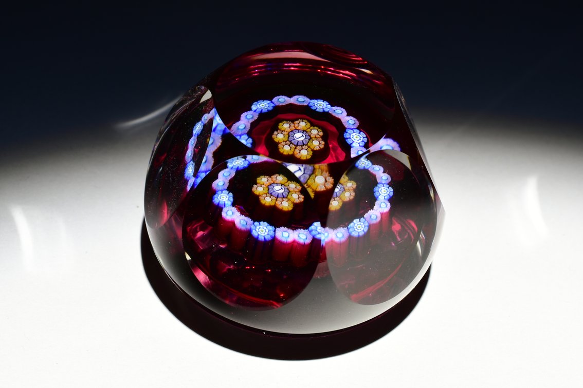 Perthshire Ruby Millefiori Garland 1978