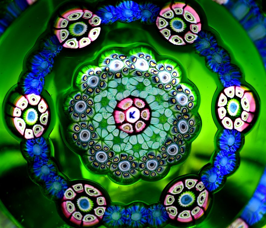 Perthshire Letter K Millefiori Garland 1979