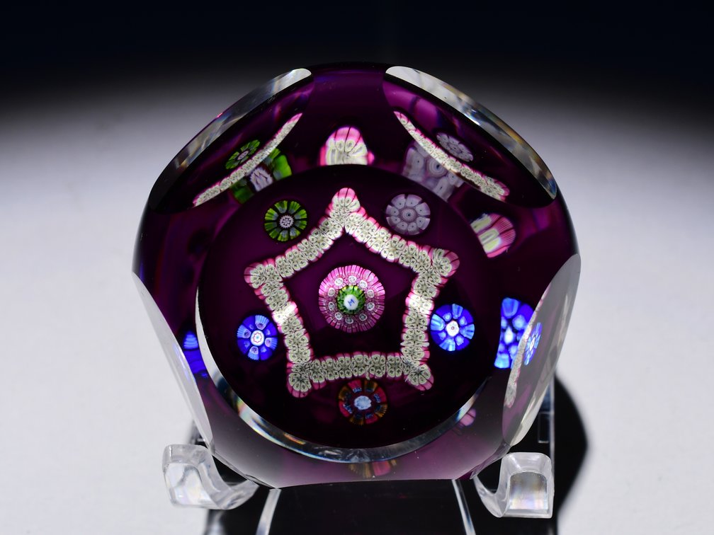 Perthshire Pentagonal Millefiori Garland 1981