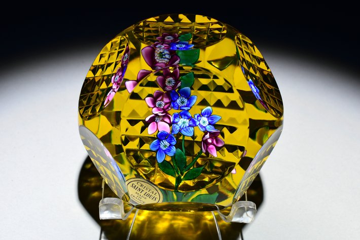 St. Louis Amber Floral Bouquet 1979