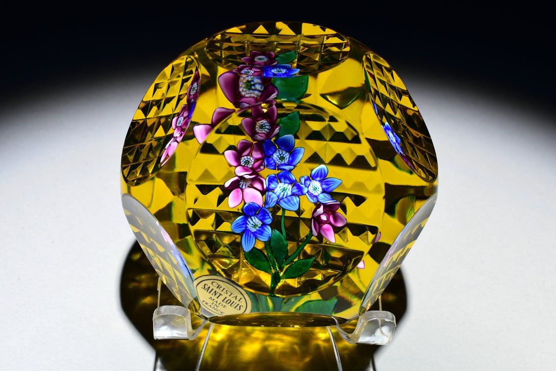 St. Louis Amber Floral Bouquet 1979