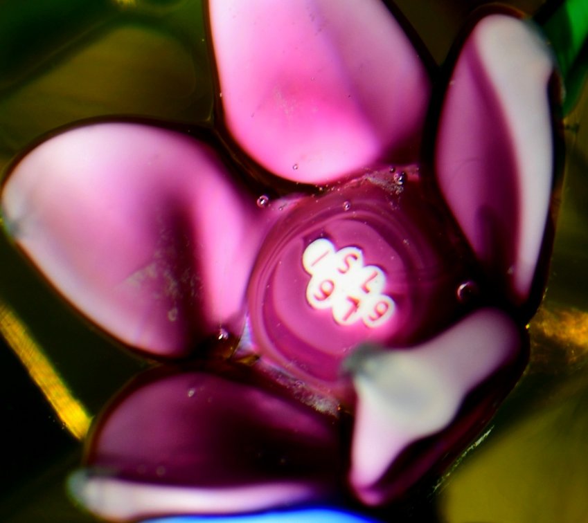 St. Louis Amber Floral Bouquet 1979