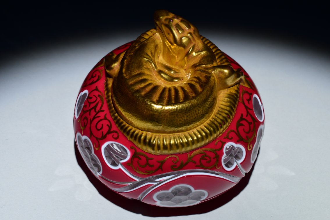 St. Louis Gilded Coiled Lizard 1980