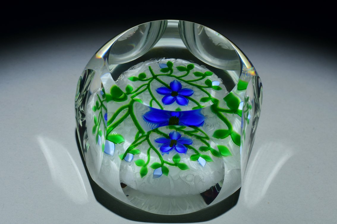 Perthshire Faceted Flower Motif 1998