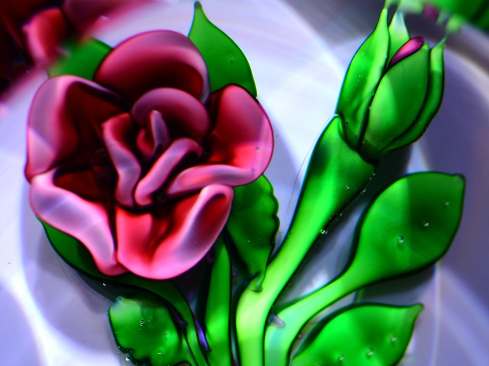 St. Louis Faceted Lampwork Rose 1978