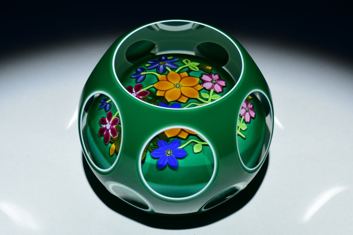 Perthshire Faceted Floral Motif Overlay 1996
