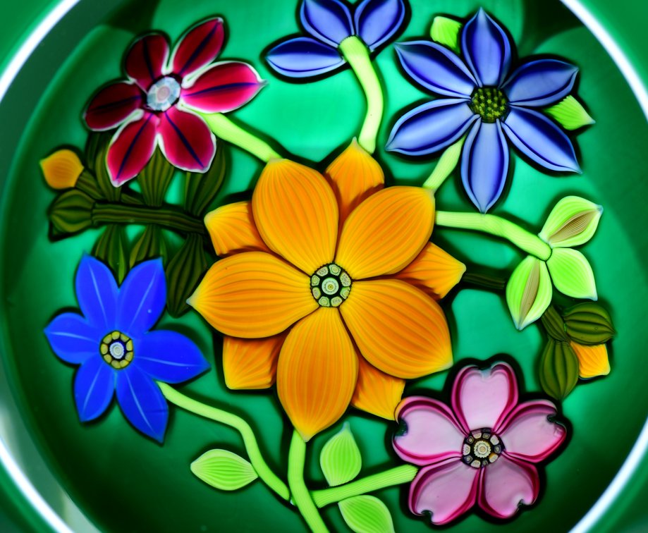 Perthshire Faceted Floral Motif Overlay 1996