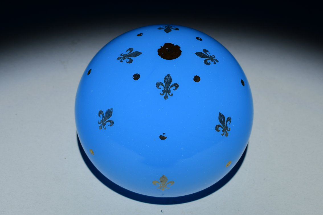 Baccarat Gilt Fleur-de-lis Orb Opaline Agate