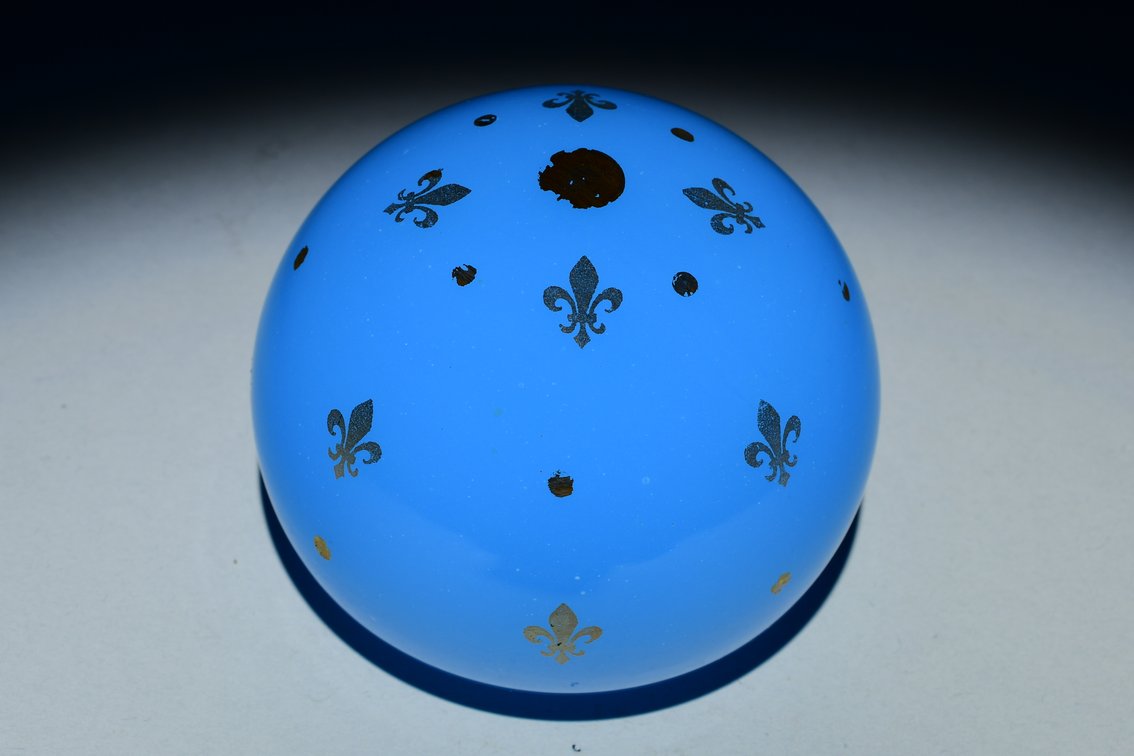 Baccarat Gilt Fleur-de-lis Orb Opaline Agate