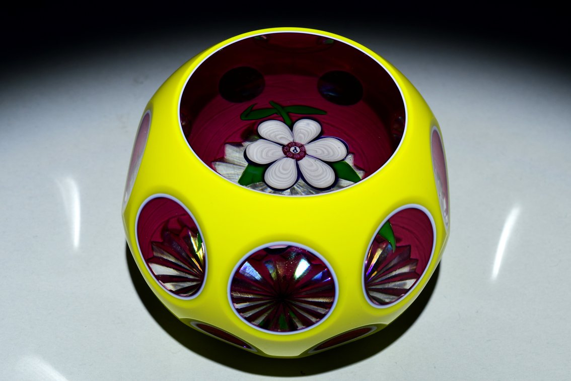 Perthshire Triple Overlay Flower 1977