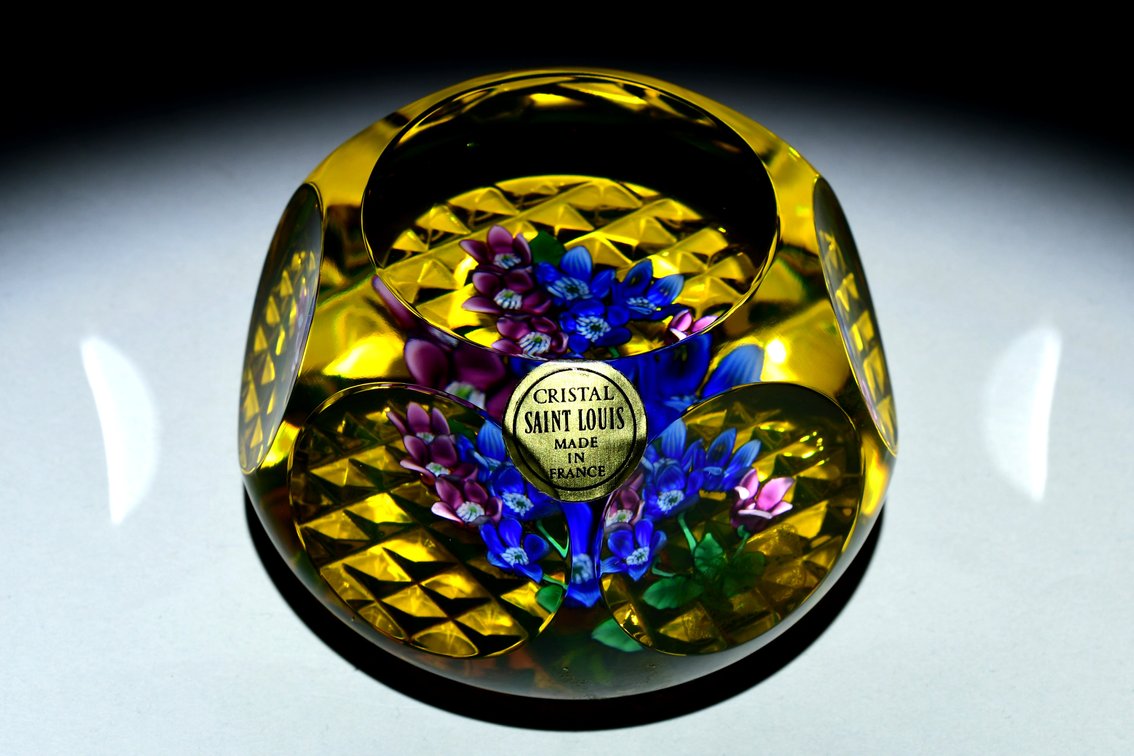 St. Louis Floral Bouquet on Amber Ground 1979