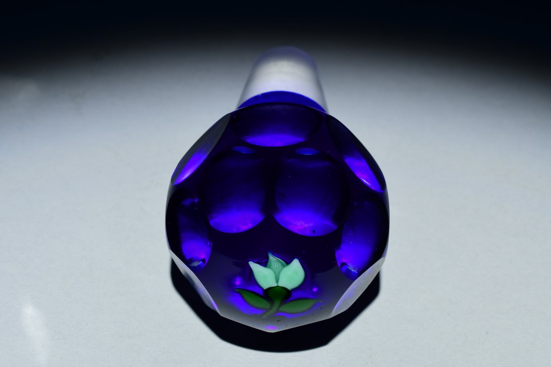 Faceted Overlay w/ Flower Bottle Stopper