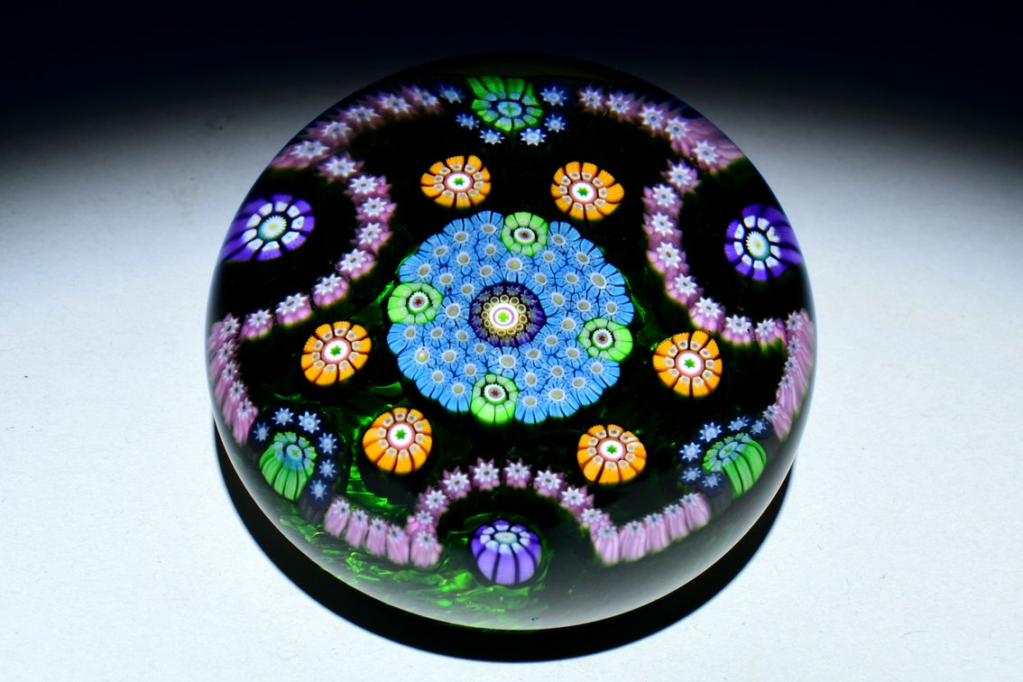 Perthshire Patterned Millefiori Garland 1982