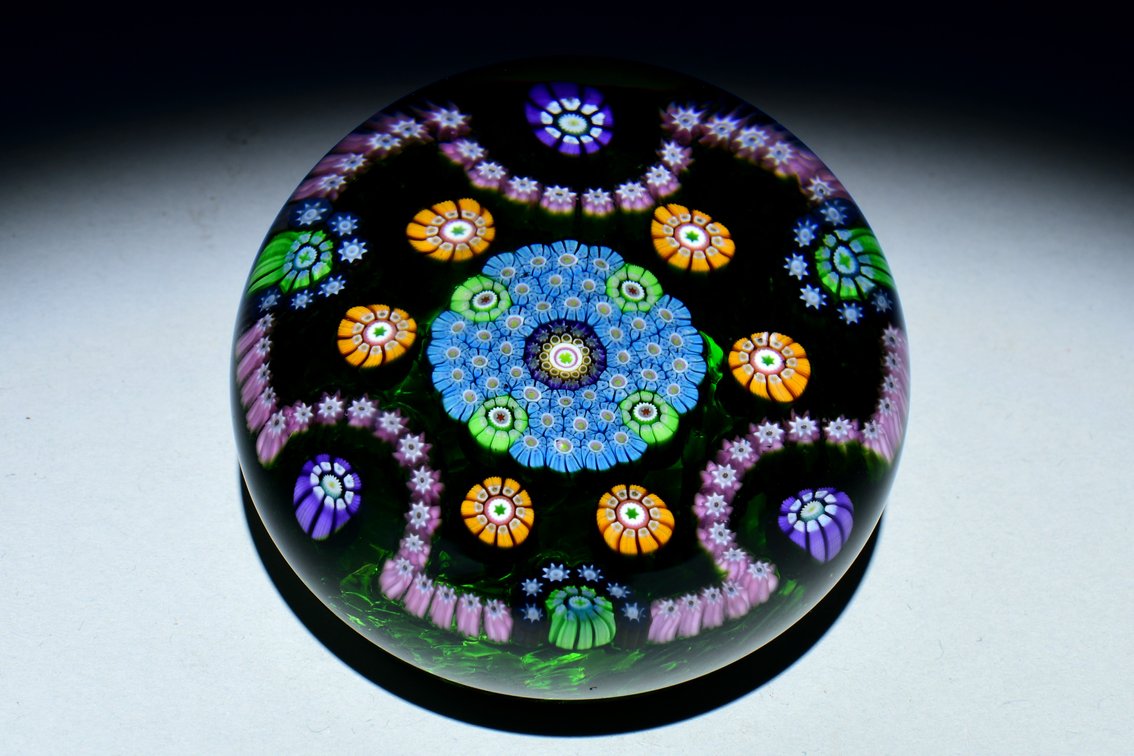 Perthshire Patterned Millefiori Garland 1982