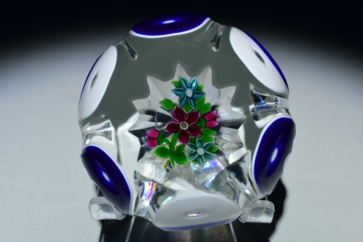 Perthshire Faceted Floral Overlay 1982