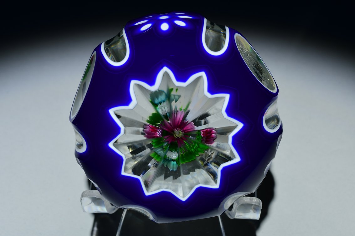 Perthshire Faceted Floral Overlay 1982