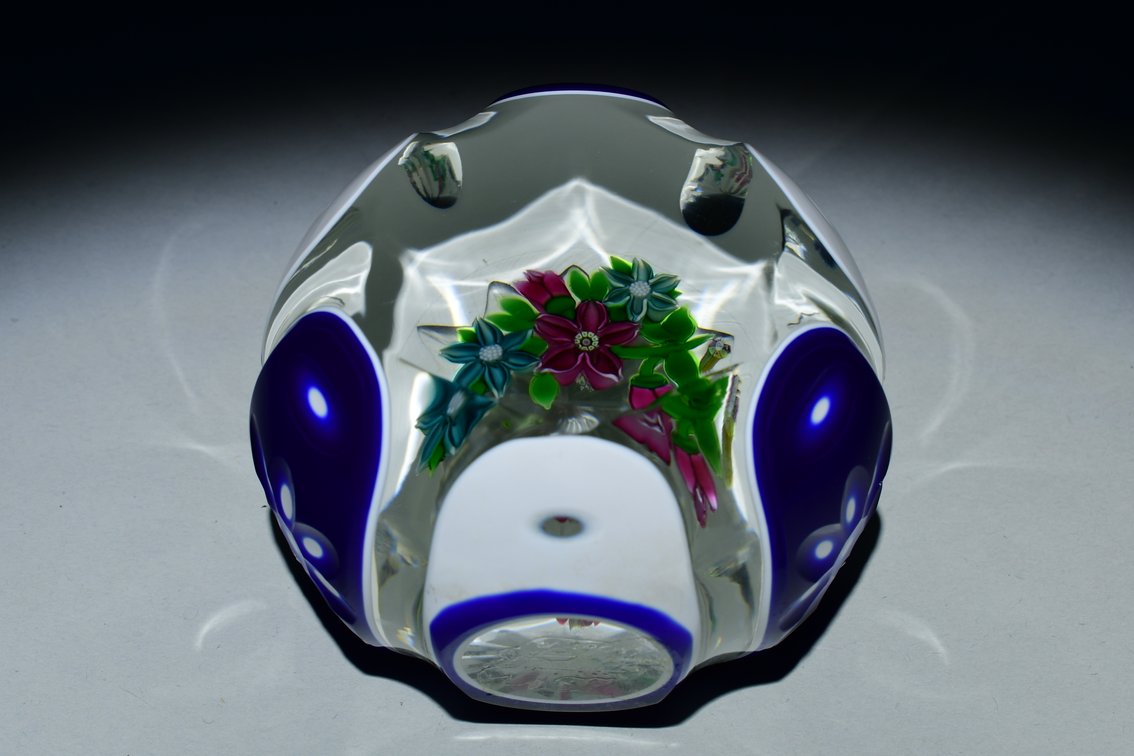 Perthshire Faceted Floral Overlay 1982