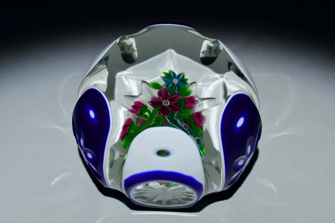 Perthshire Faceted Floral Overlay 1982