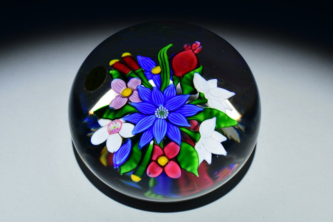 St. Louis Floral Bouquet Motif 1981