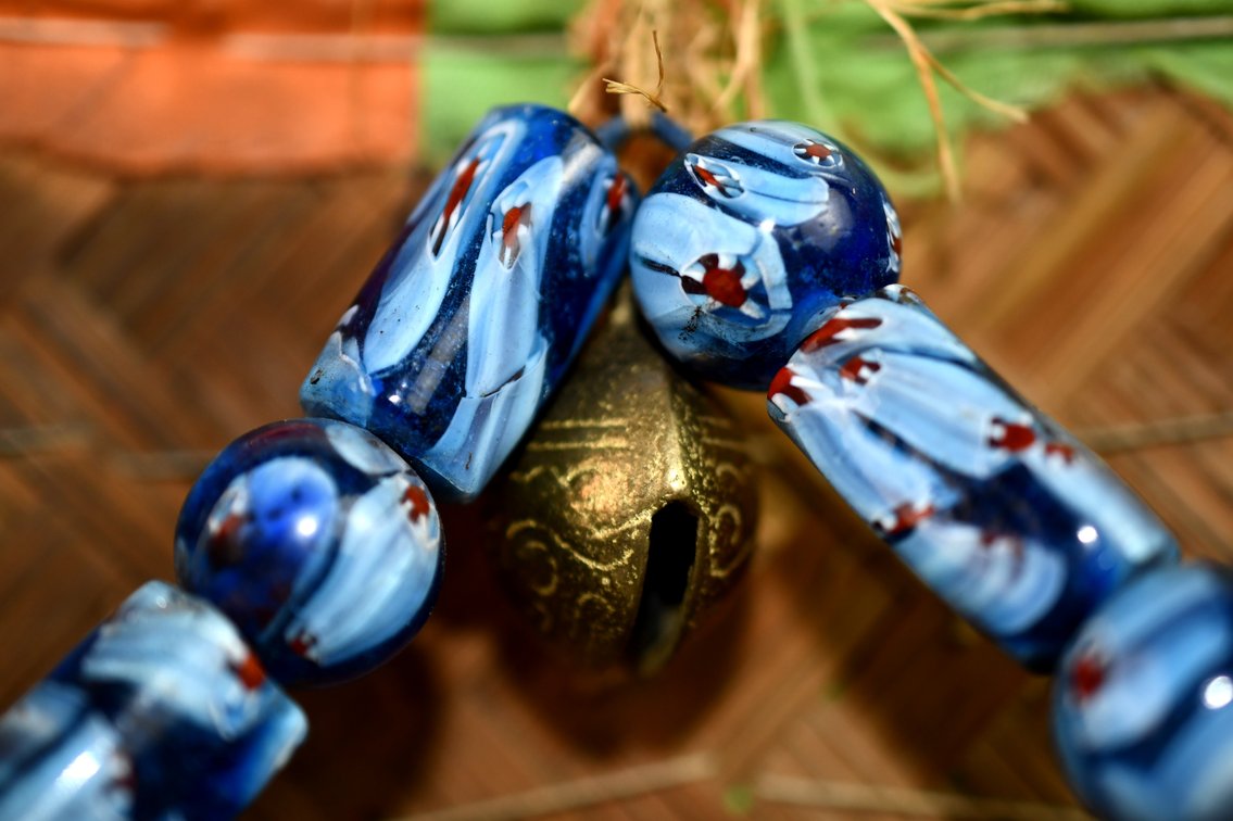 Dayak Beaded Baby Carrier From Borneo, photo 15 of 22