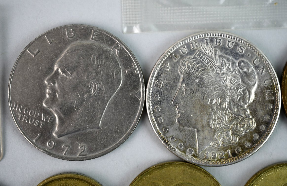 Assorted U.S. And Foreign Coin Collection Including Silver, photo 4 of 12