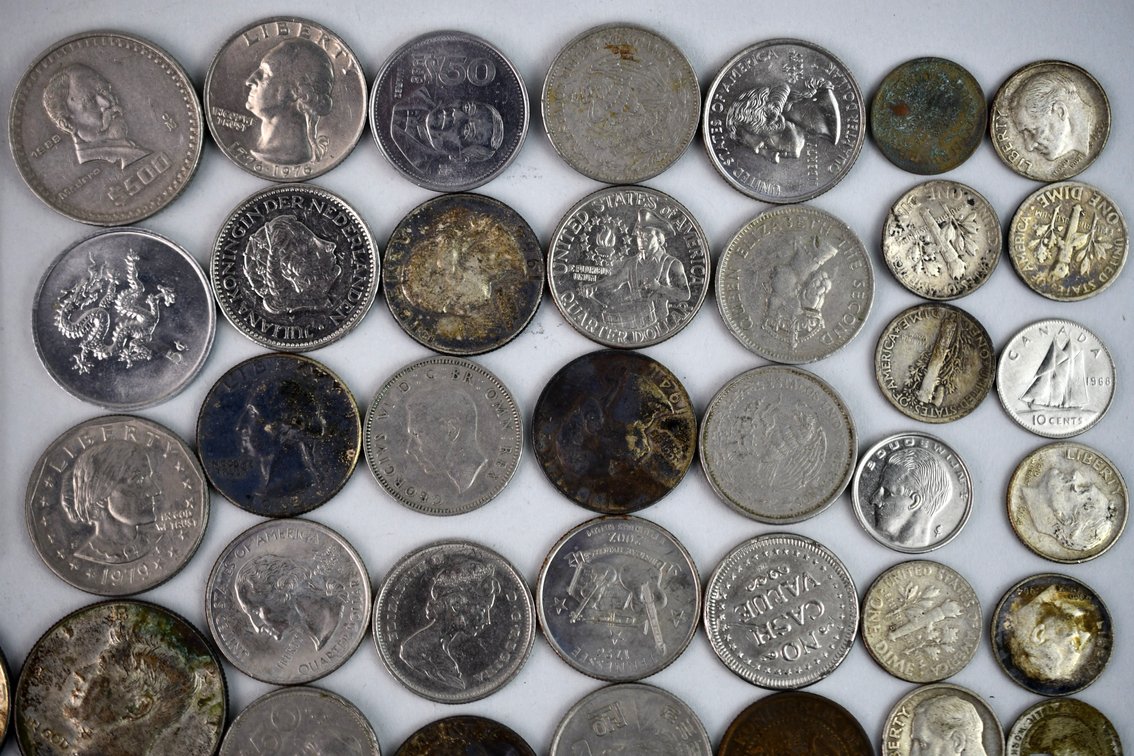 Assorted U.S. And Foreign Coin Collection Including Silver, photo 12 of 12