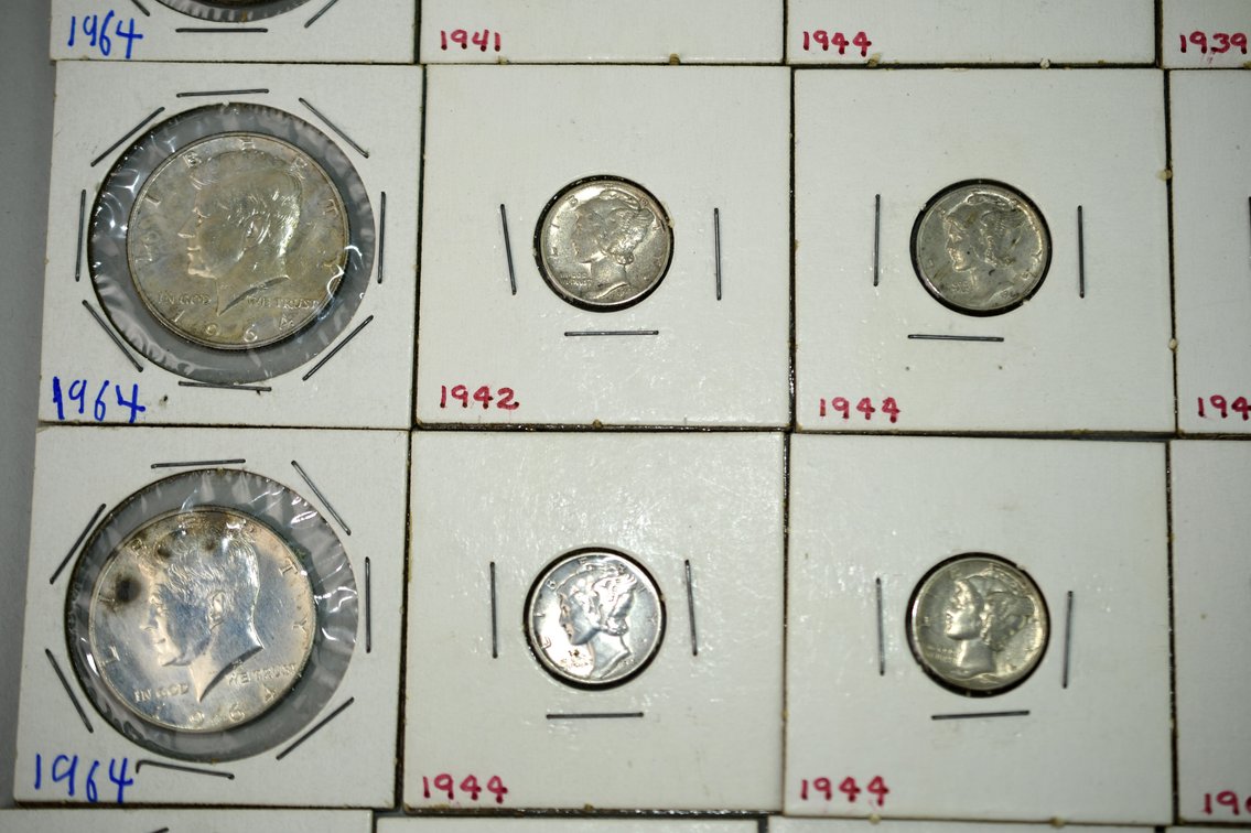 Assorted U.S. Coin Collection Including Silver, photo 3 of 16