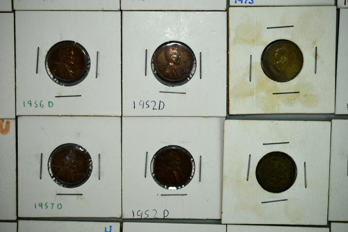 Assorted U.S. Coin Collection Including Silver, photo 9 of 16