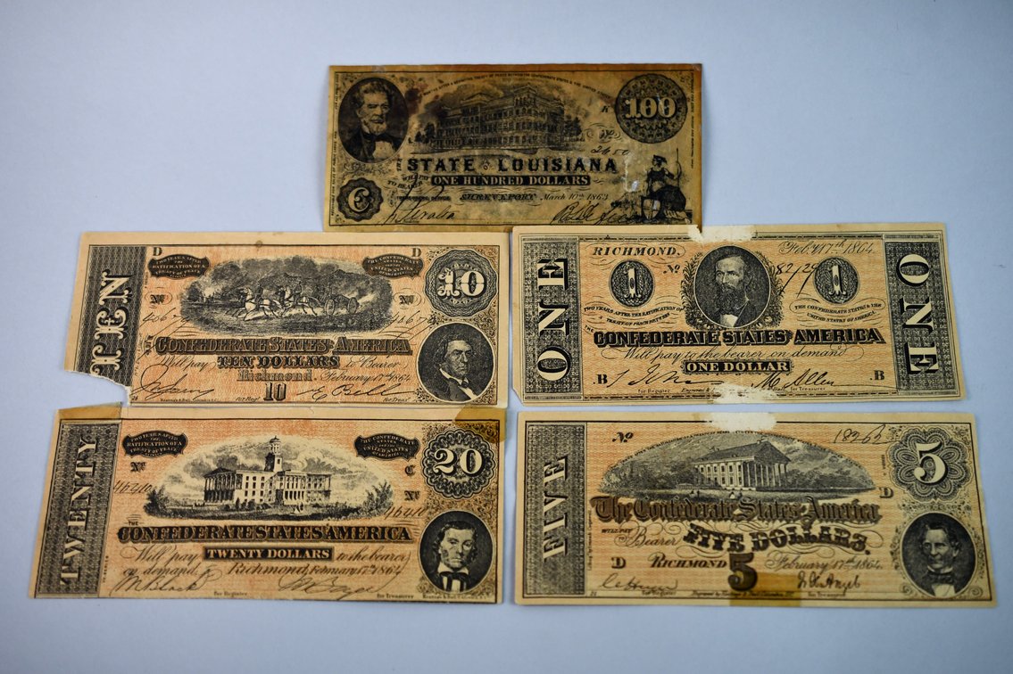 International & American Banknotes Collection, photo 7 of 12