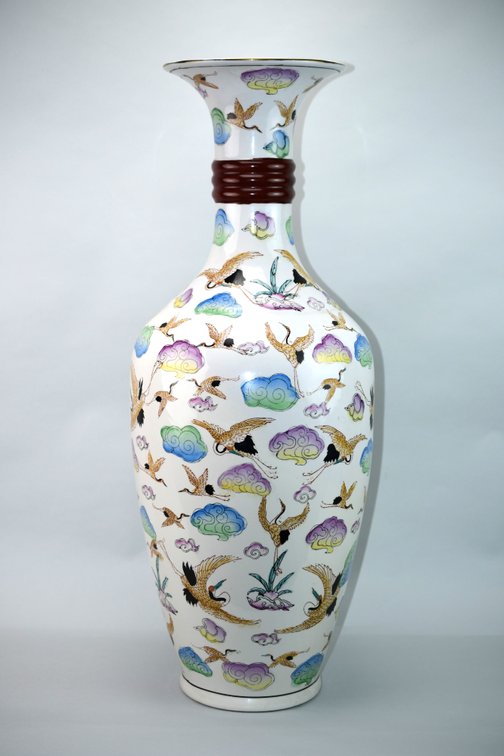 Chinese Famille Rose Cranes in Clouds Ceramic Vase, photo 4 of 15
