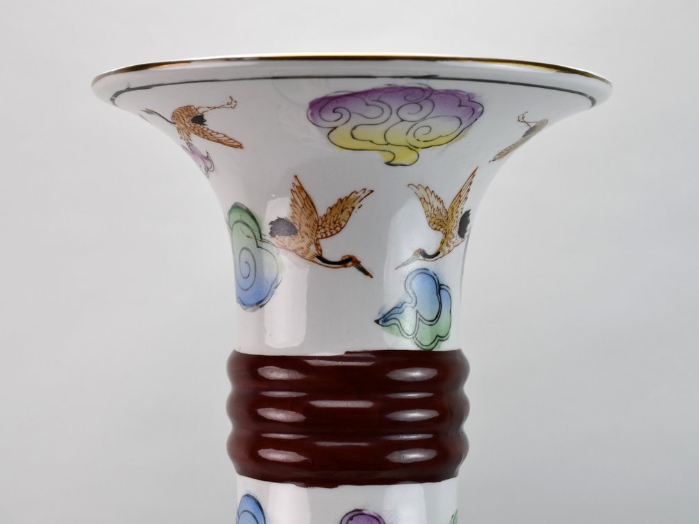 Chinese Famille Rose Cranes in Clouds Ceramic Vase, photo 5 of 15