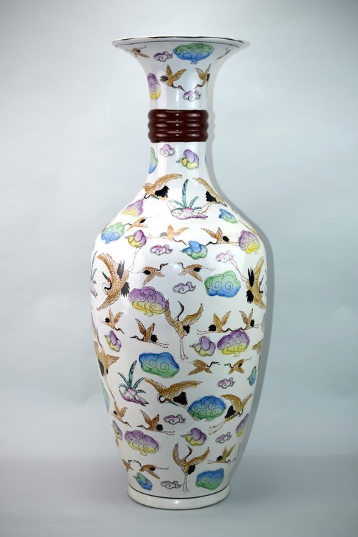 Chinese Famille Rose Cranes in Clouds Ceramic Vase, photo 2 of 15