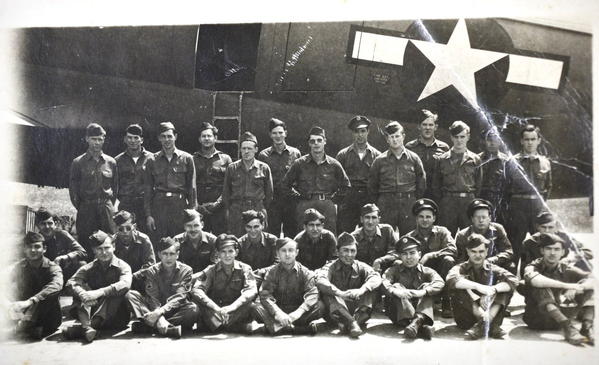 Jimmy Doolittle Signed WWII Era Military Group Photograph, photo 2 of 5