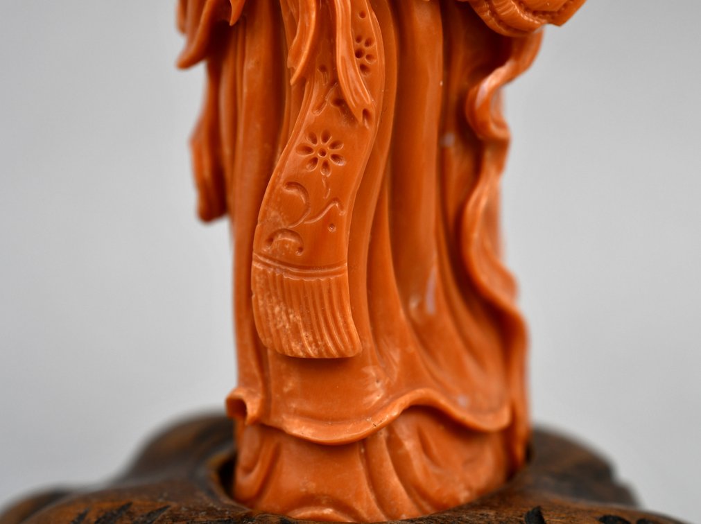 Carved Red Coral Guanyin Sculpture, photo 4 of 17
