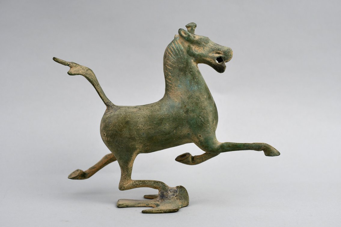 Bronze Flying Horse of Gansu Sculpture, photo 5 of 9