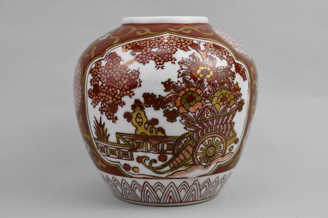 Japanese Gold Imari Hand-Painted Three-Piece Set, photo 4 of 19