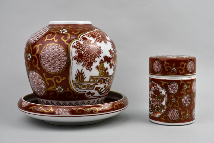 Japanese Gold Imari Hand-Painted Three-Piece Set