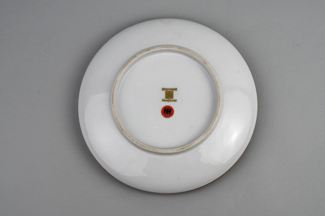 Japanese Gold Imari Hand-Painted Three-Piece Set, photo 11 of 19