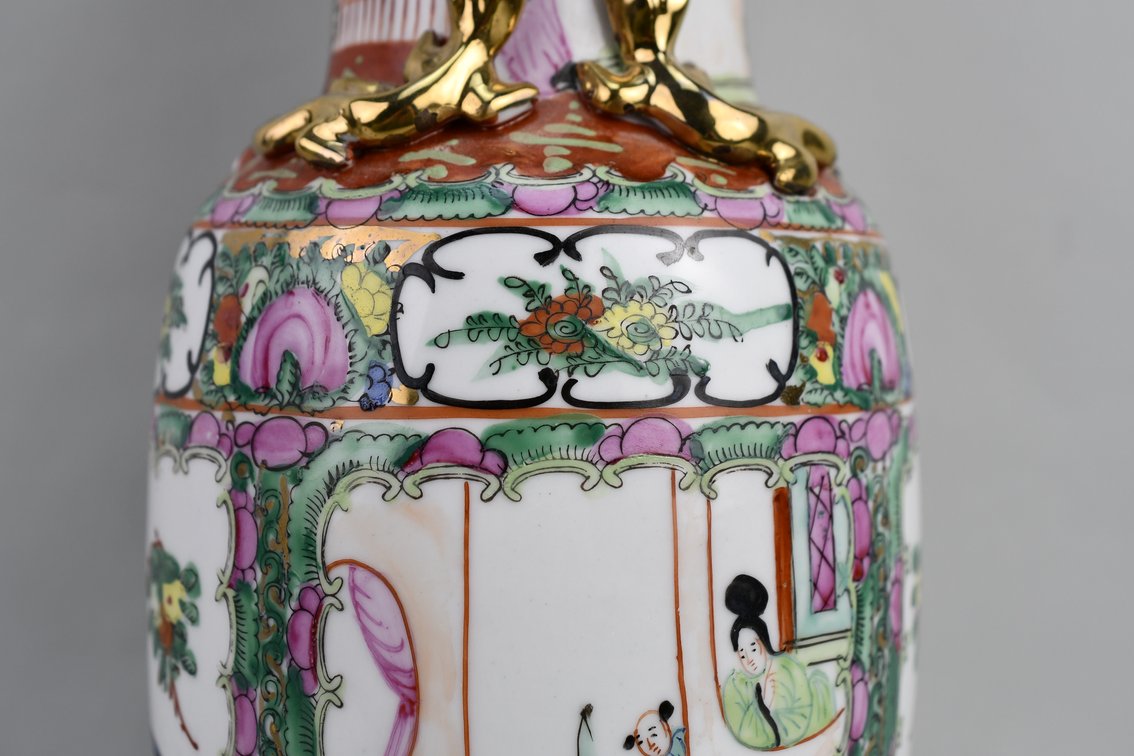 Chinese Famille Rose Canton Vases, photo 4 of 27