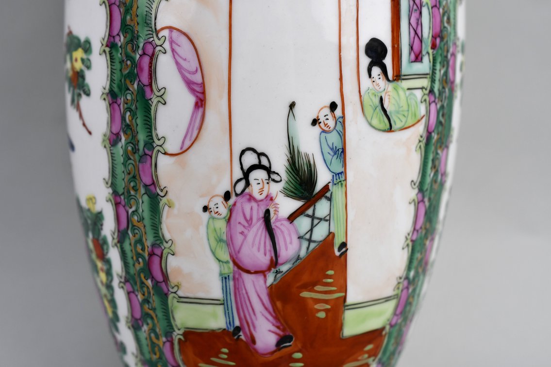 Chinese Famille Rose Canton Vases, photo 5 of 27