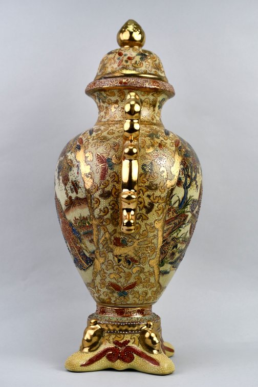 Japanese Satsuma-Style Gilt Lidded Urn, photo 11 of 14