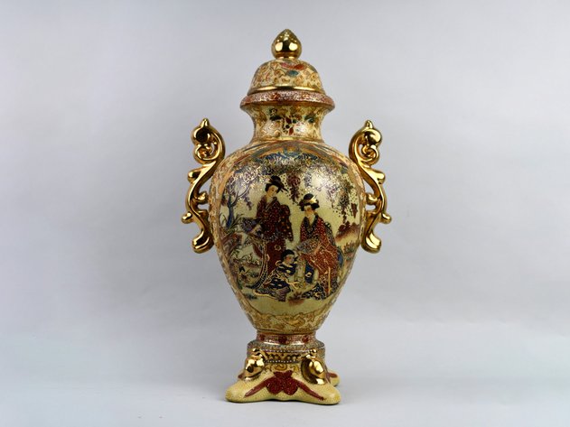 Japanese Satsuma-Style Gilt Lidded Urn