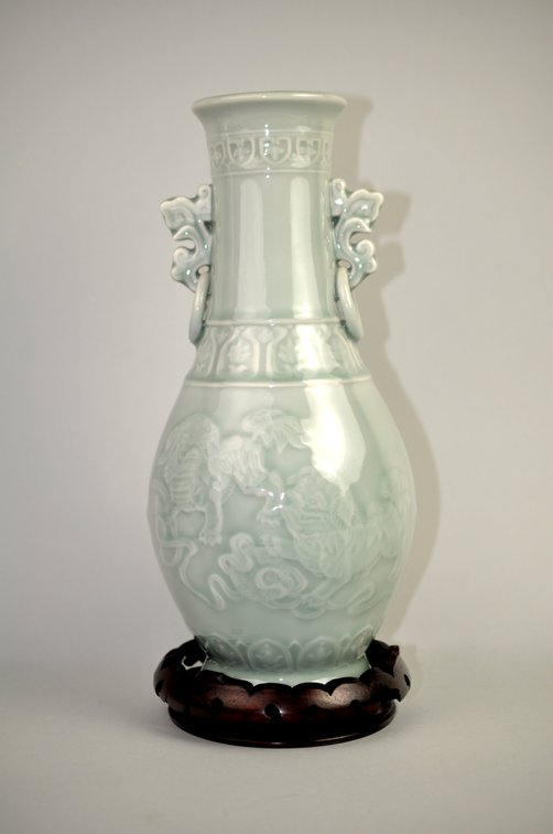 Celadon Shishi Guardian Lions pair, photo 16 of 31