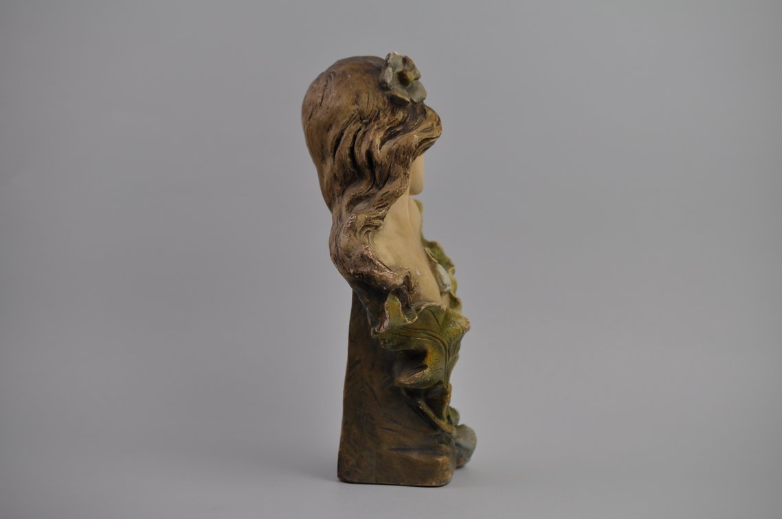 Late VIctorian Bust by C. Hennecke Co., photo 6 of 11