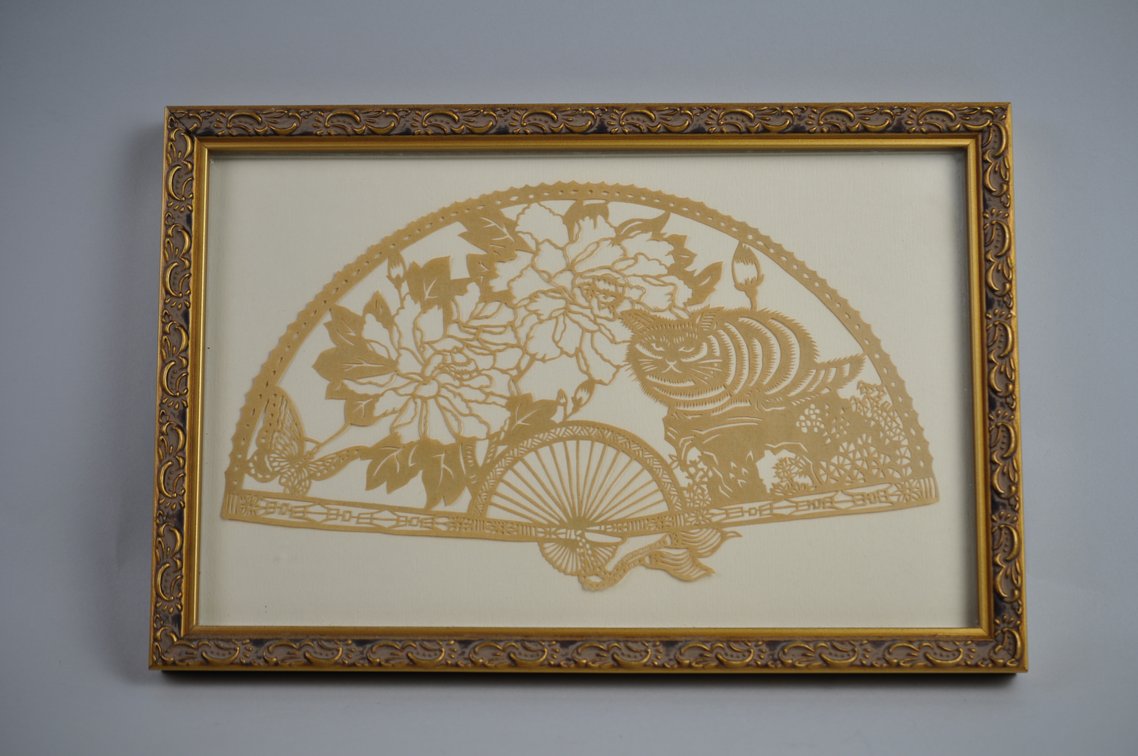 Animal, Folk & European Decorative Art Collection, photo 2 of 22