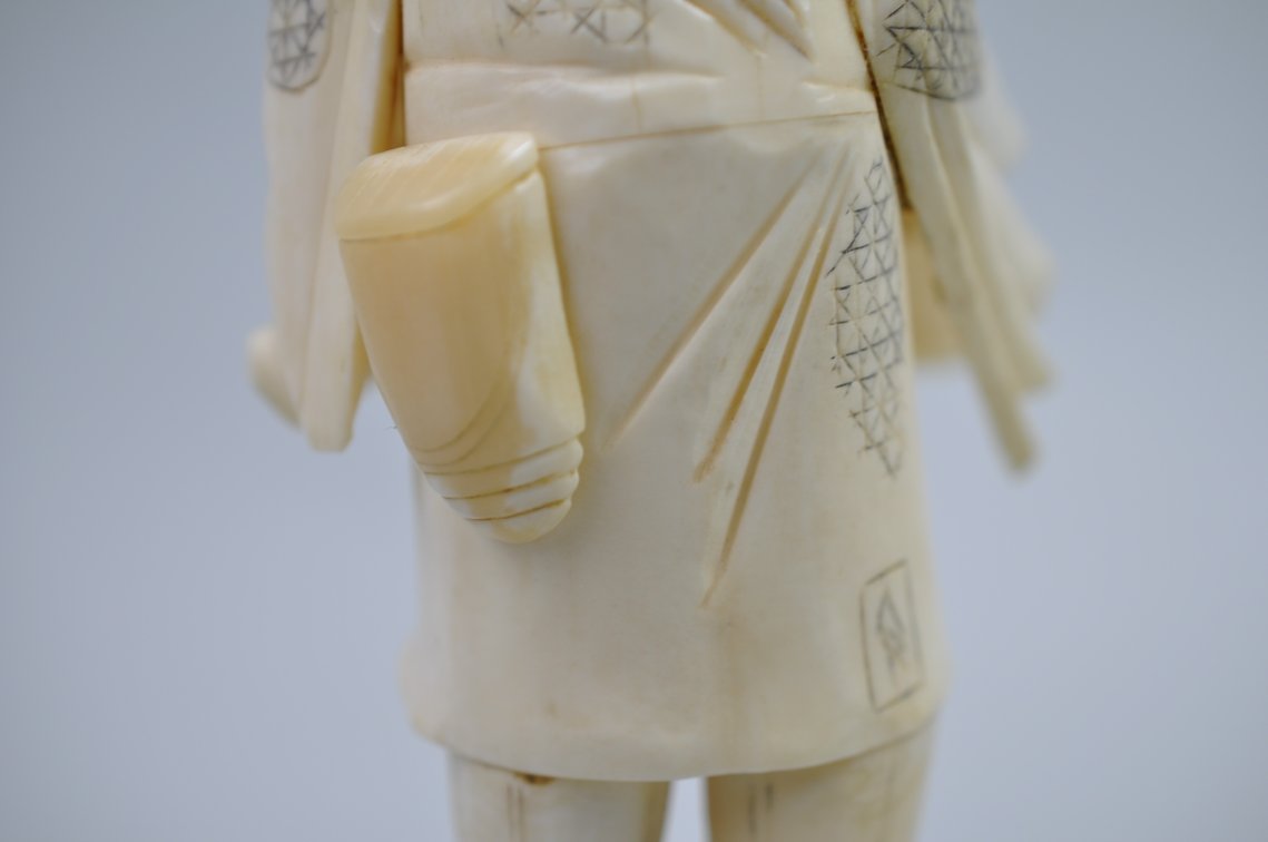 Okimono Japanese Carved Figure, Meiji Period, photo 13 of 19