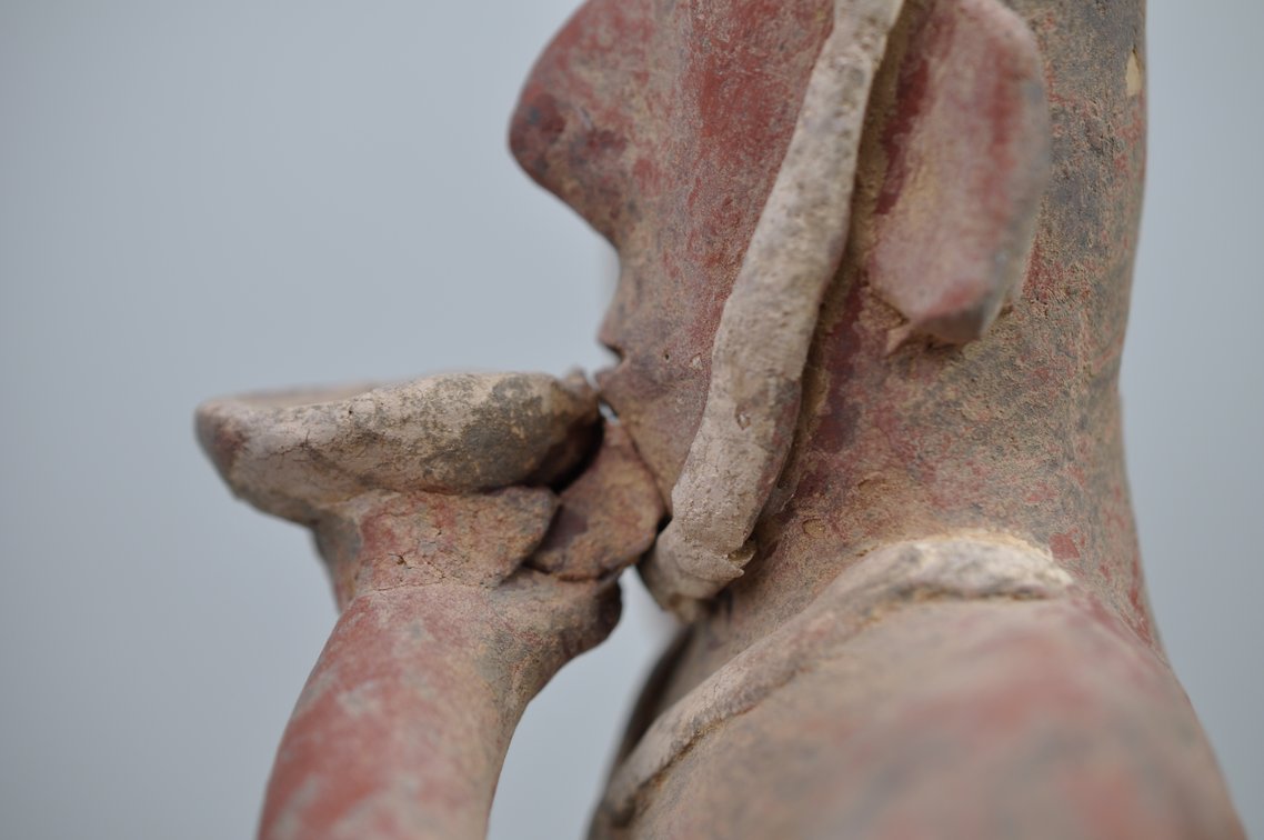 Pre-Columbian Nayarit Pottery Shaman Figure, photo 17 of 18