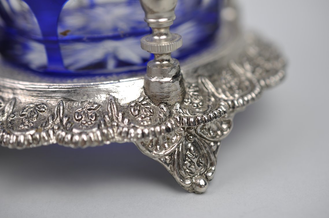 Pickle Castor with Cobalt Glass, photo 8 of 16