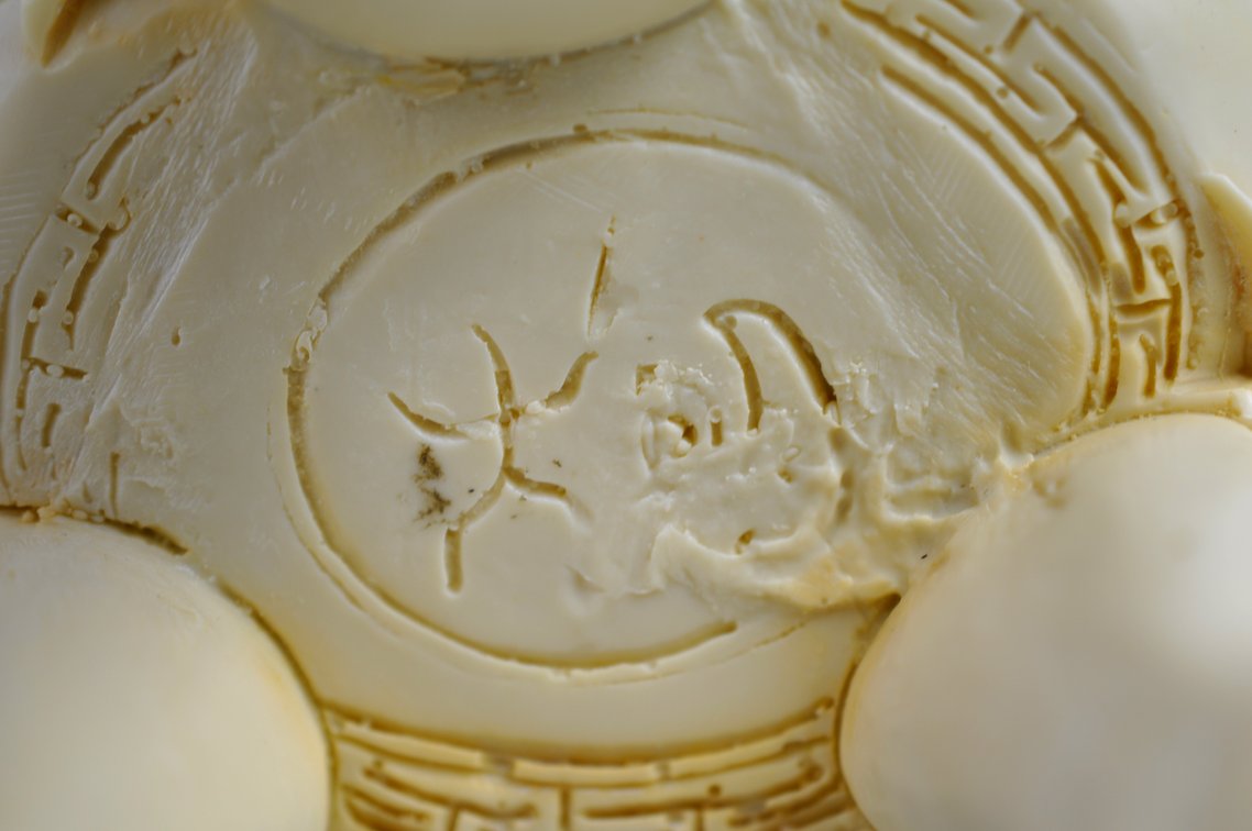 Dragon Tripod Covered Vessel, photo 22 of 22