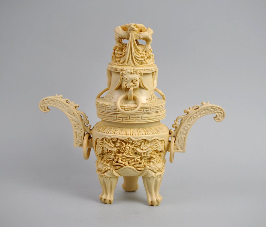 Dragon Tripod Covered Vessel, photo 2 of 22